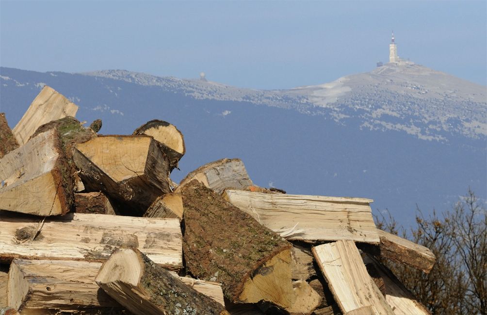Vue sur le Mont Ventoux depuis notre dépôt